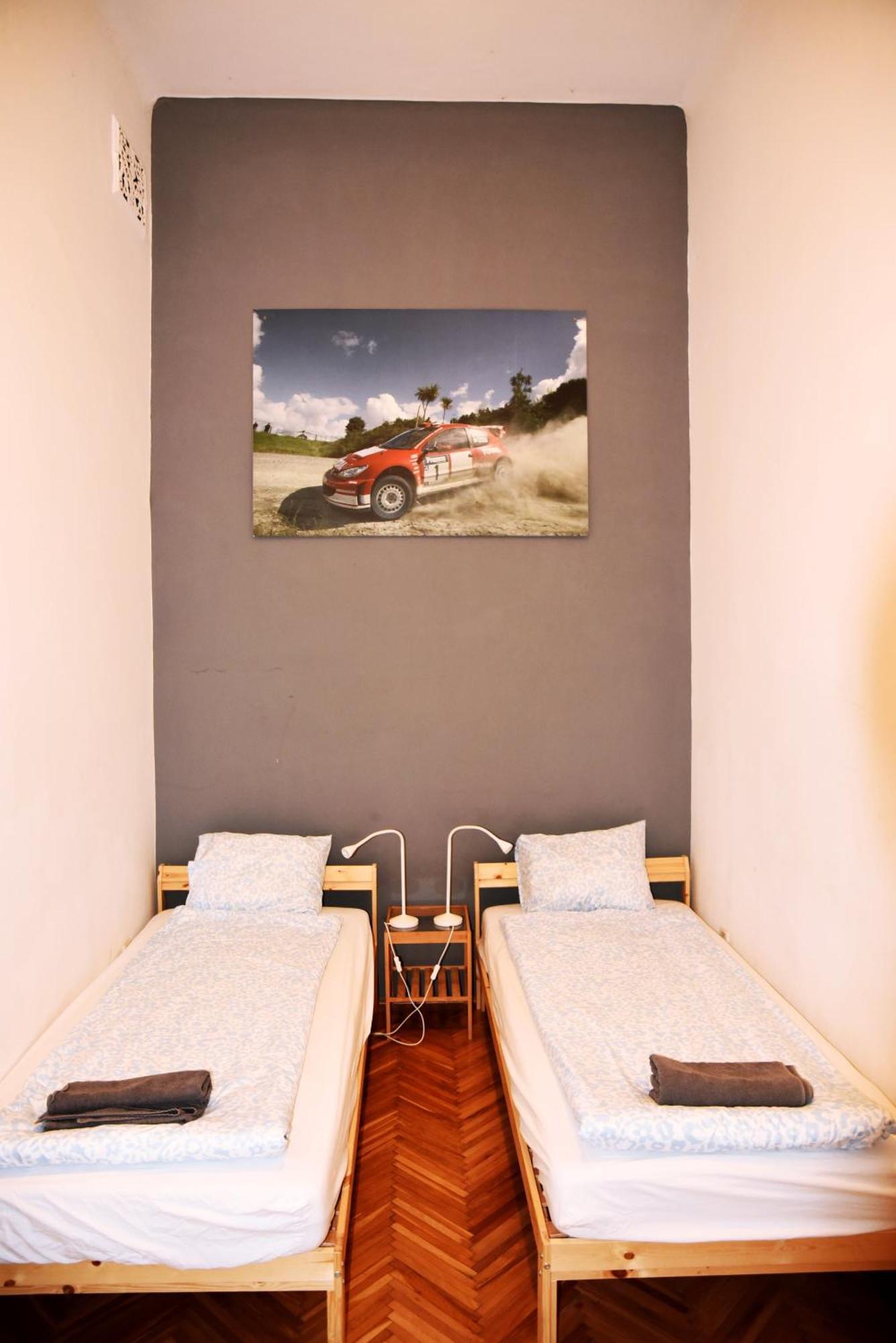 Free Parking Sega Rally Apartment Budapest Exteriör bild